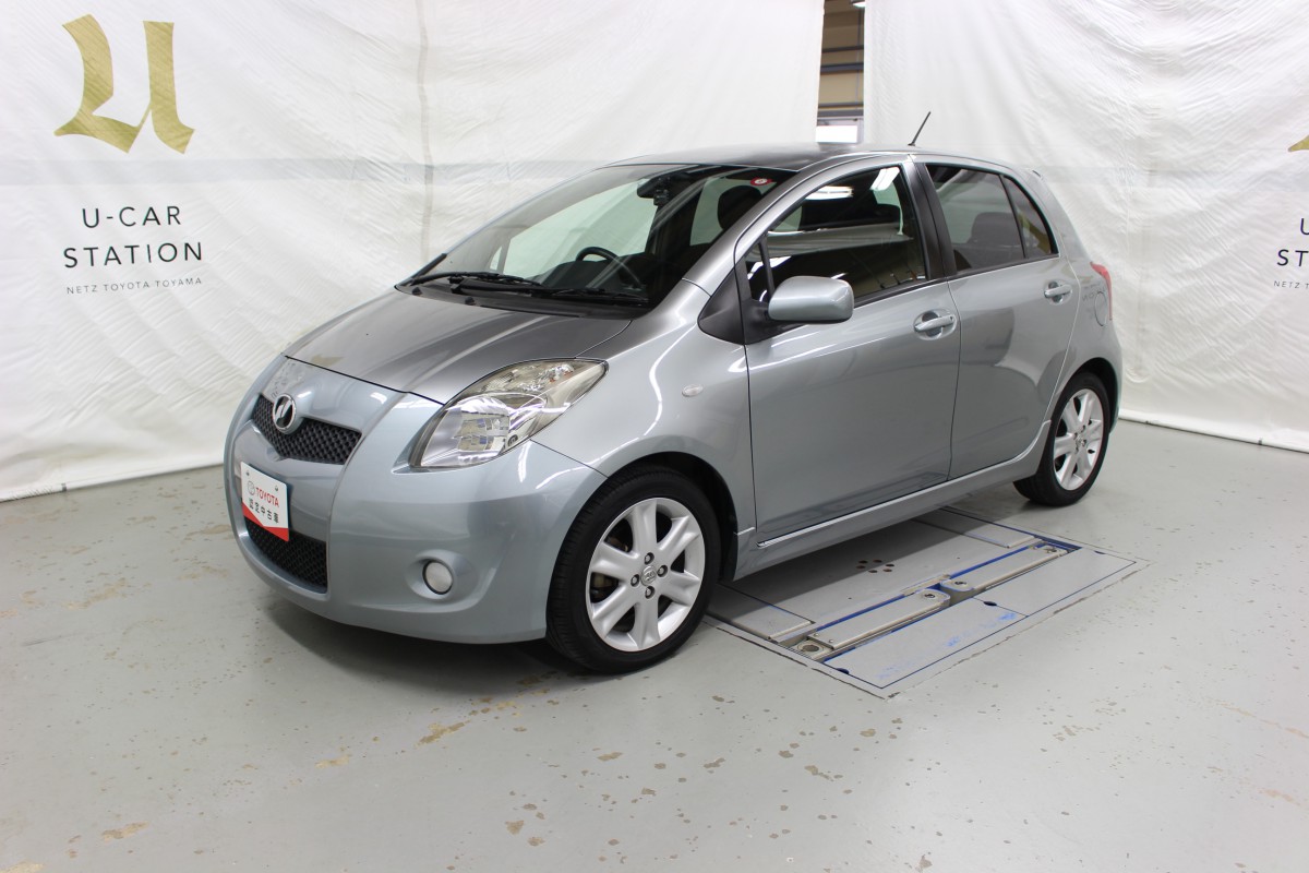 トヨタ ヴィッツ 1 5rs Hid 純正アルミ スポイラ 中古車情報 U Car Station ネッツトヨタ富山 トヨタ ヴィッツ 1 5rs Hid 純正アルミ スポイラ 中古車情報 U Car Station ネッツトヨタ富山